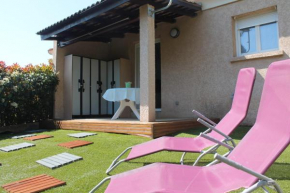 Graziosa villetta in residence con piscina a 100 m dalla spiaggia